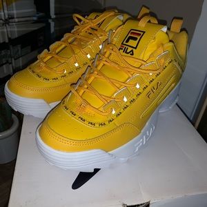 Women’s Fila sneaker